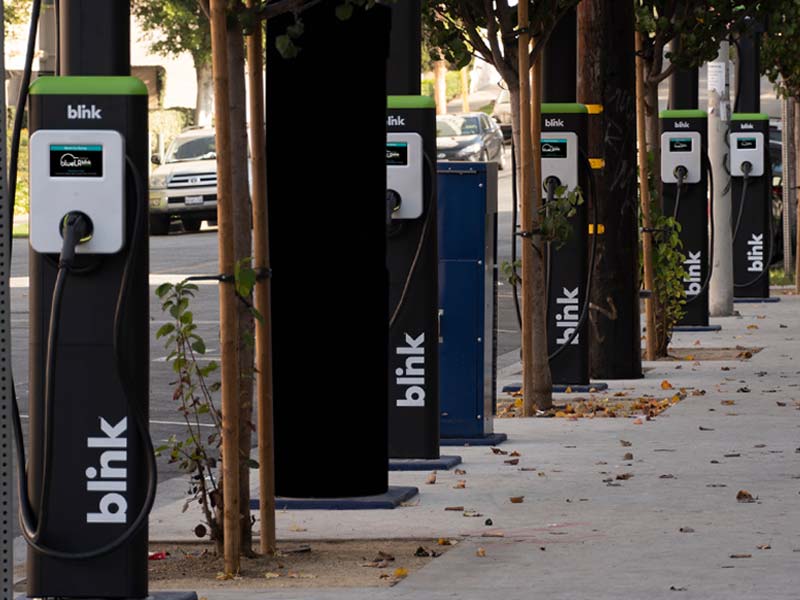 Los Angeles, CA Electric Car Sharing Service : Blink Mobility